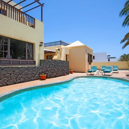 Eileen Costa Teguise Lanzarote Costa Teguise