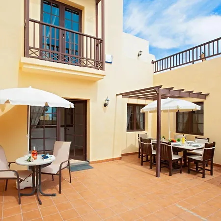 Delightful 4 Bedrooms Large Private Pool Ellen Lanzarote Villa Costa Teguise